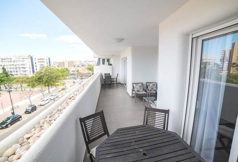 Myramar | 7 Pax | Parque De Poniente | 4724 Kpaw