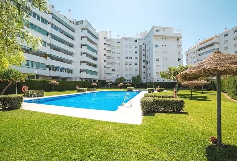 Myramar | 7 Pax | Parque De Poniente | 4724 Kpaw