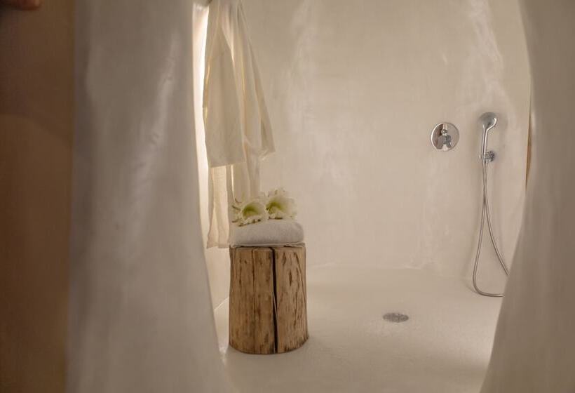 Nalas Suites