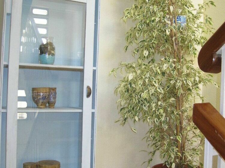 پانسیون Rafaela Guest House