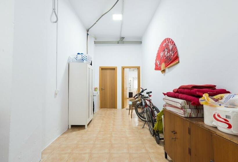 پانسیون Rafaela Guest House