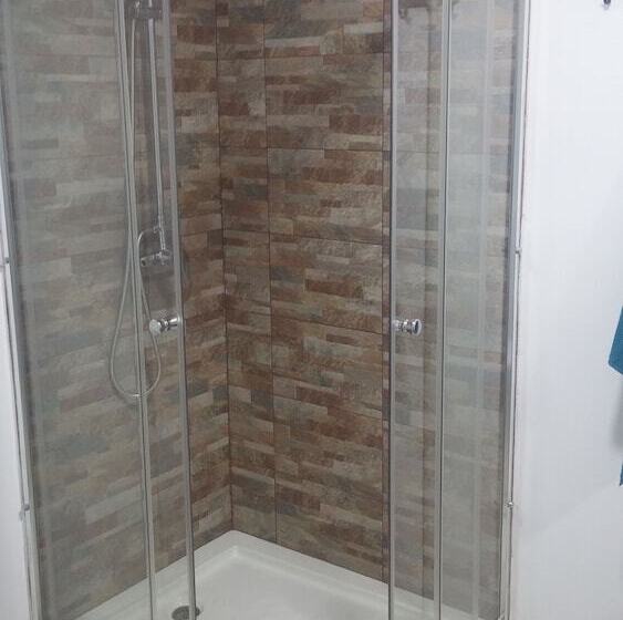 پانسیون Rafaela Guest House