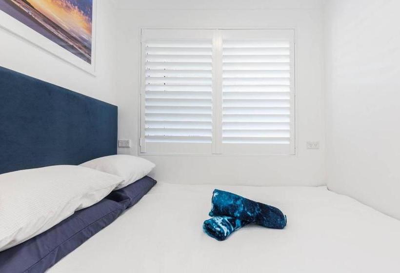 Bondi Beach Spacious Apt, Car Space, Ac And Netflix