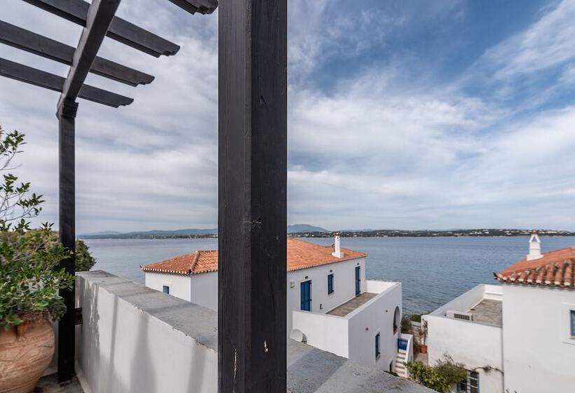 Villa Sealia Elegantseasidein Spetses