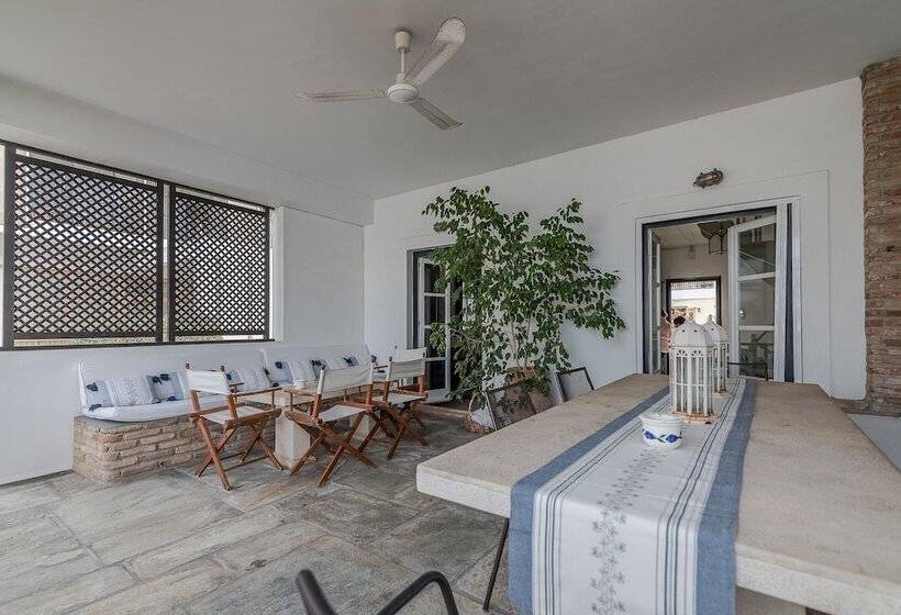 Villa Sealia Elegantseasidein Spetses