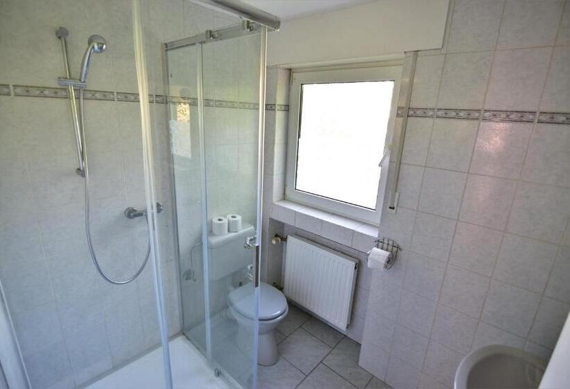 Work & Stay Sankt Augustin Mit Dachterasse