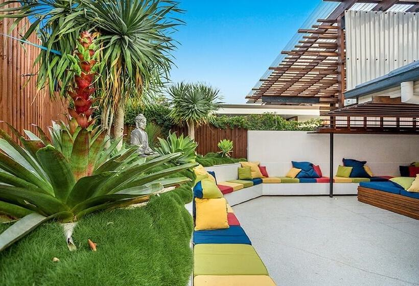 Your Luxury Escape   Onecoral