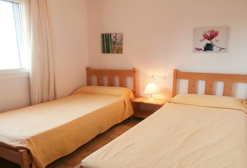 104678 Villa In Tamariu