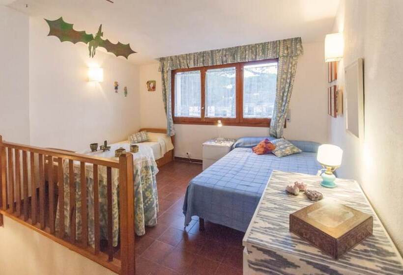 106166   House In Calella De Palafrugell