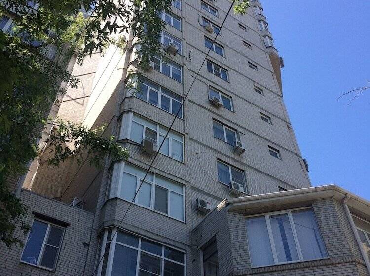 1st Man In Space Apartments