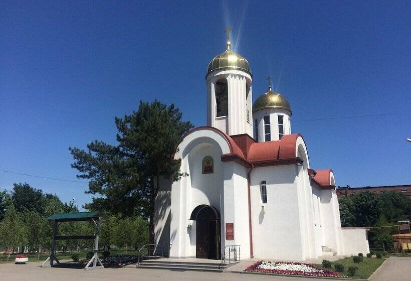 1st Man In Space Apartments