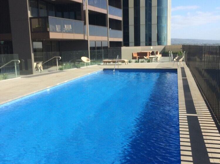 Adelaide Vue Penthouse