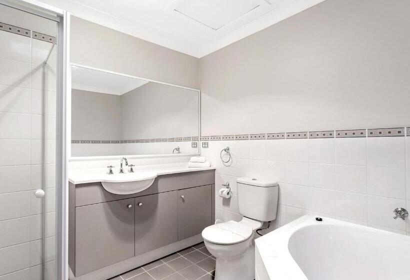 Alida Close 1 Lagoons Estate