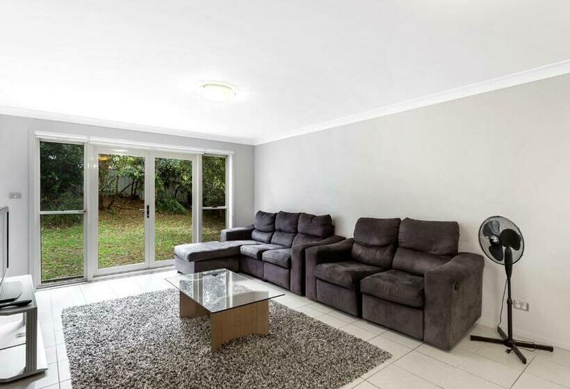 Alida Close 1 Lagoons Estate