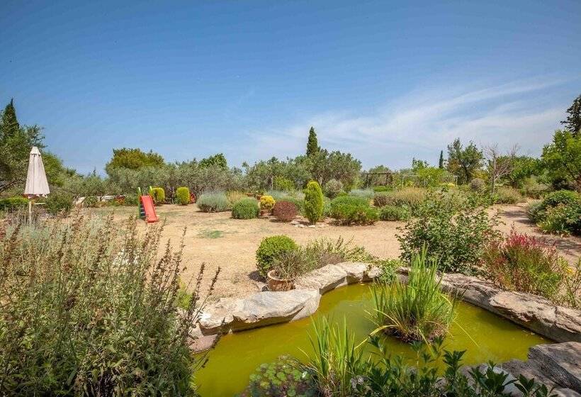 Beautiful Mini Eco Farmhouse