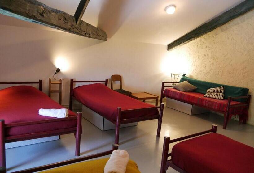 Bed and Breakfast La Tribu De Lavaud