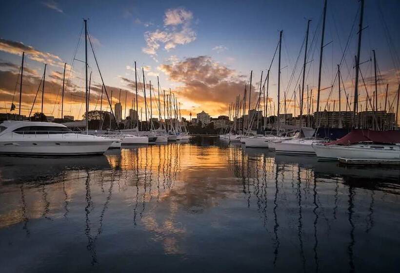 Chic Quiet Apt Close To Everything H404