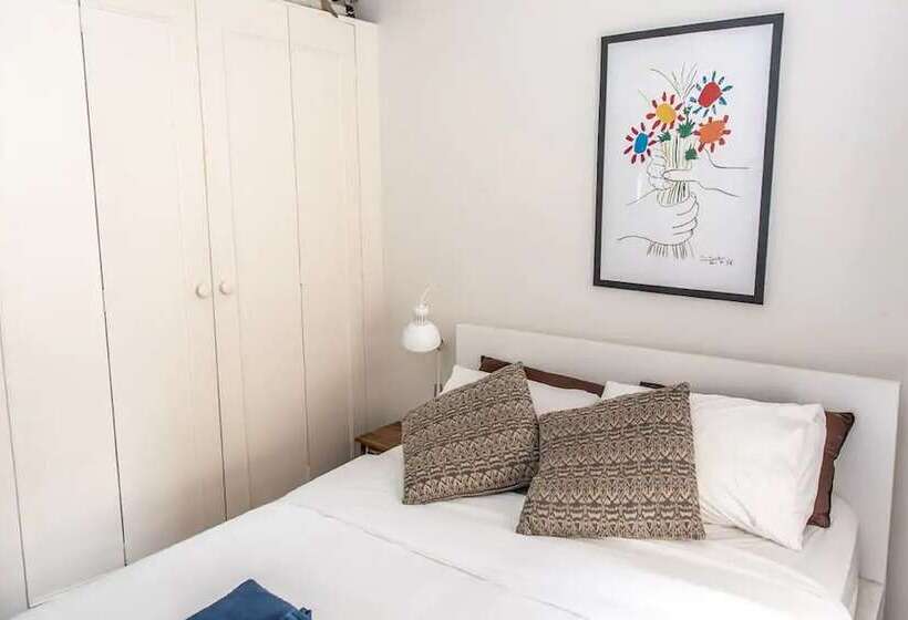 Chic Quiet Apt Close To Everything H404