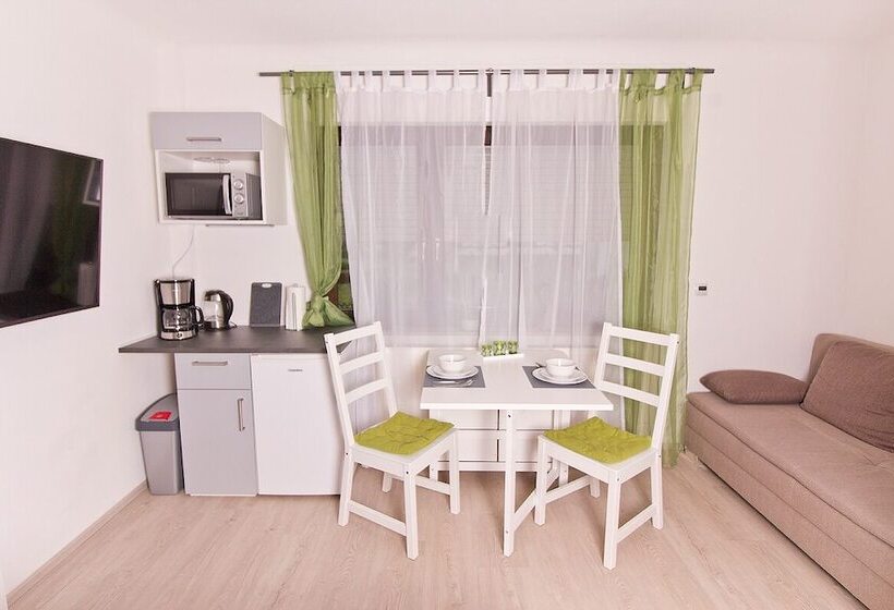 Ferienwohnungen Beckendorf Schiller