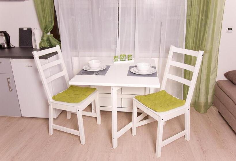 Ferienwohnungen Beckendorf Schiller