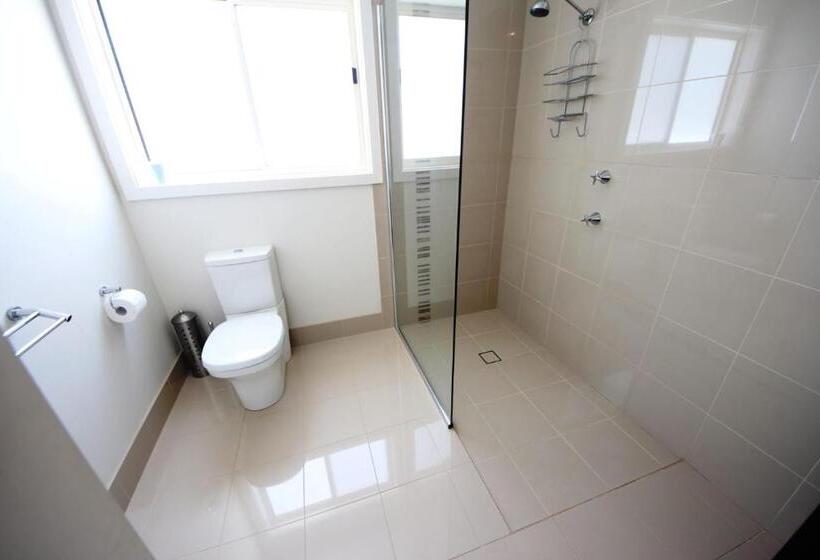 Geckos At South West Rocks   29 Marlin Drive