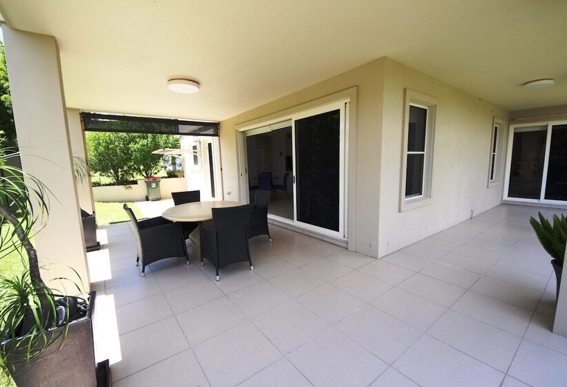 Geckos At South West Rocks   29 Marlin Drive