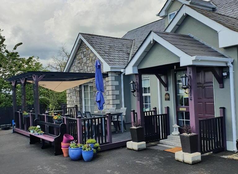 Highfield House Bed And Breakfast Collinstown