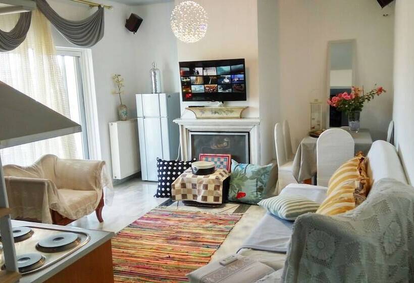 Hospitality & Traditional Food In Peloponnese