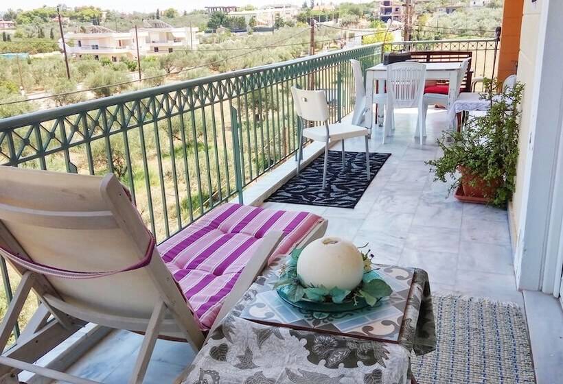 Hospitality & Traditional Food In Peloponnese