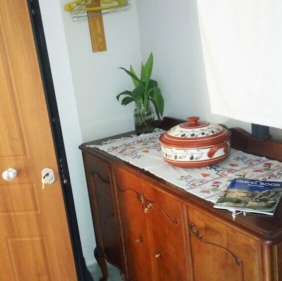 Hospitality & Traditional Food In Peloponnese