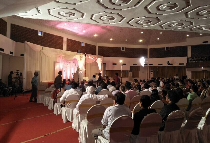 هتل Alhind Calicut Tower