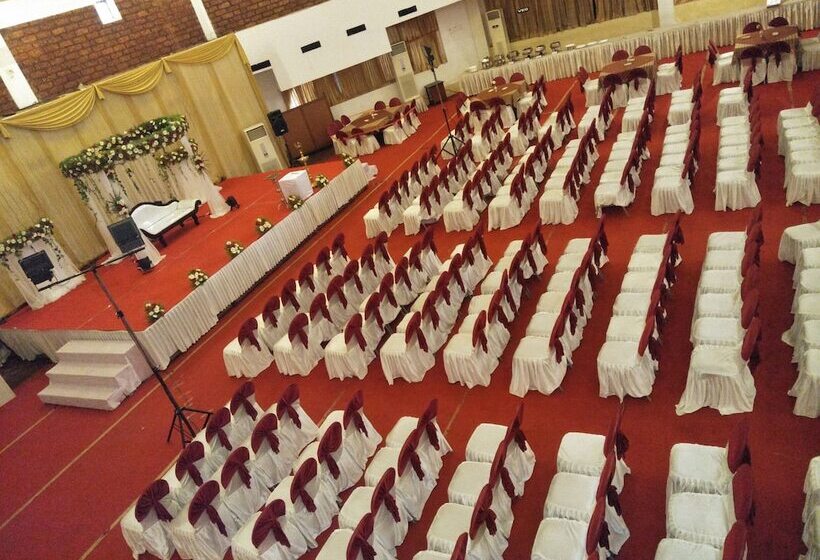 هتل Alhind Calicut Tower