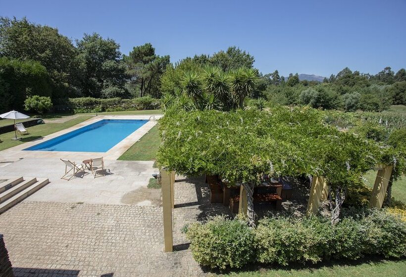 Liiiving  Caminha Countryside Pool House
