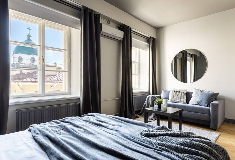 Little Italy Apartment 140m2