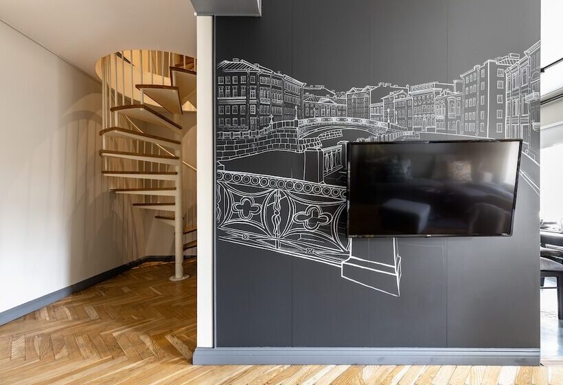 Little Italy Apartment 140m2