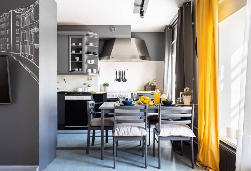 Little Italy Apartment 140m2