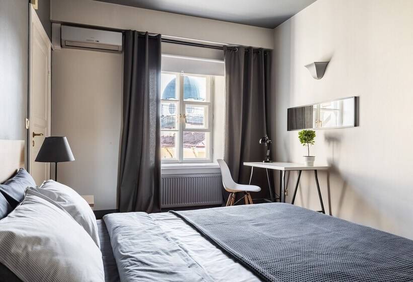 Little Italy Apartment 140m2