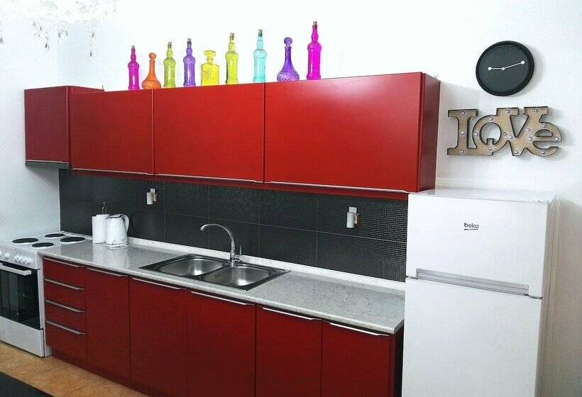 Luxury Suites   Free Parking