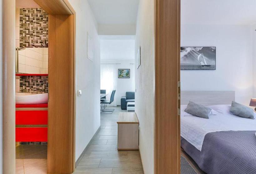 Crowonder Luxury Vir  6 New Apartments For Families With Playground For Kids