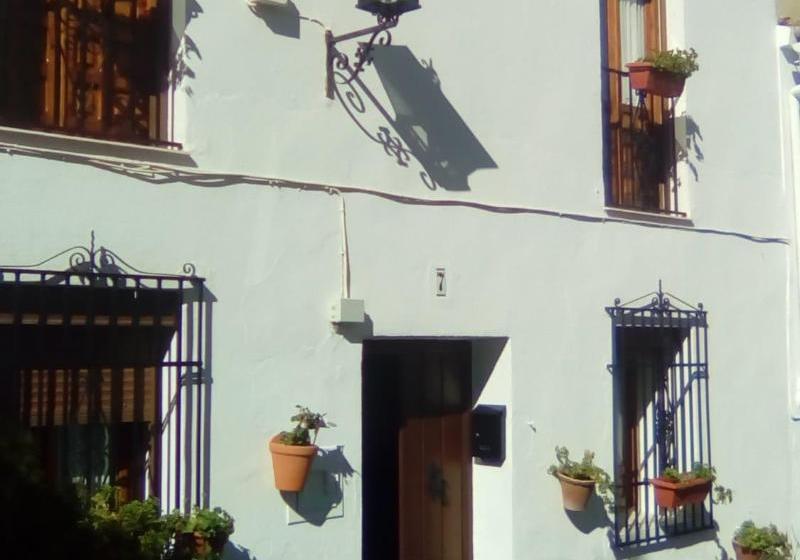 פנסיון Casa Cuartel