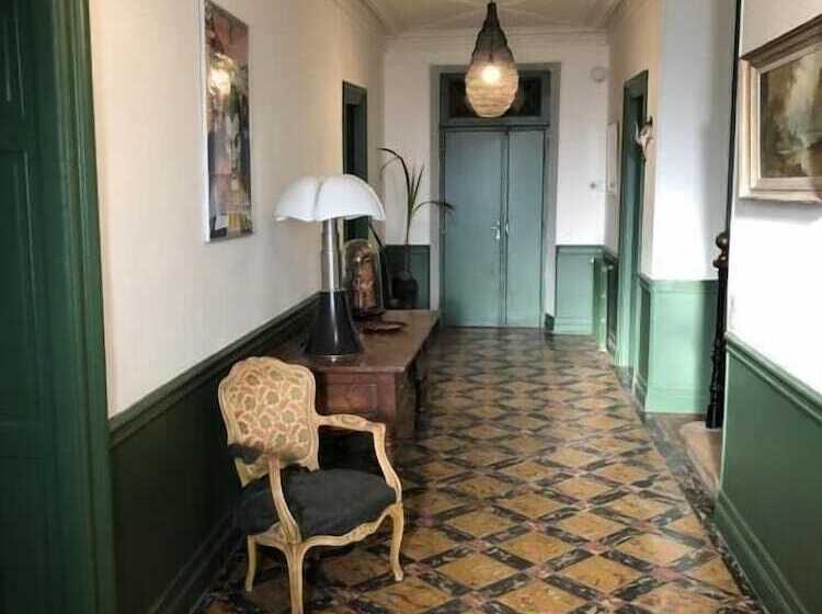 פנסיון La Maison D Obinat