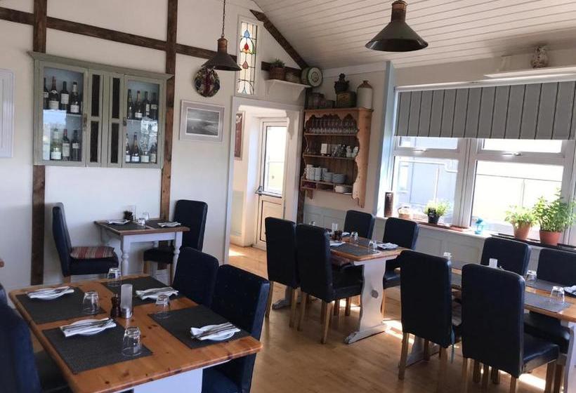 ペンション Westend Bar & Restaurant