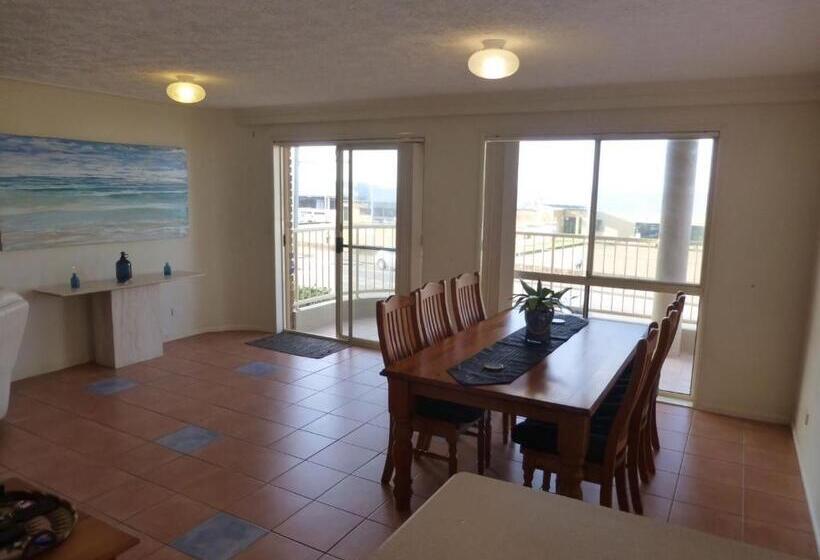 Saint Bernadine Kingscliff