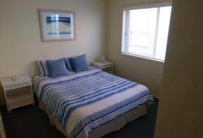 Saint Bernadine Kingscliff