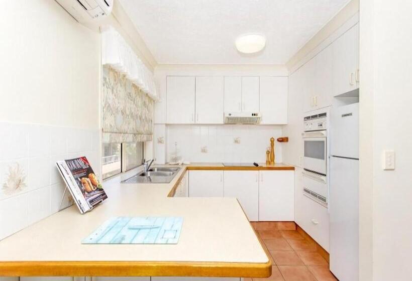 Saint Bernadine Kingscliff