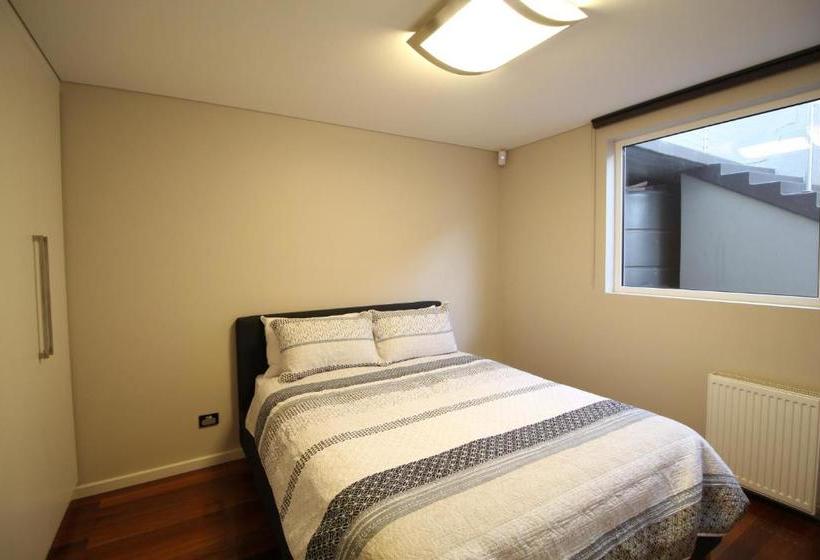 Sunny 3 Bedroom Apartment In Sandy Bay