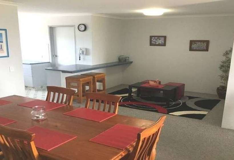 Surfside Apartment 11 By Kingscliff Accommodation