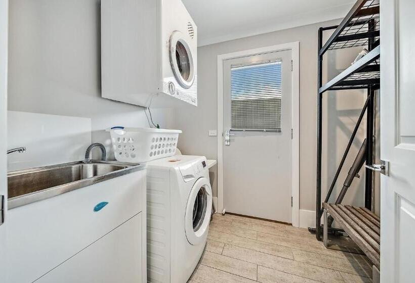 The Mountain House   Luxury 4br Home L Wifi L Netflix L Bbq L Nespresso Machine