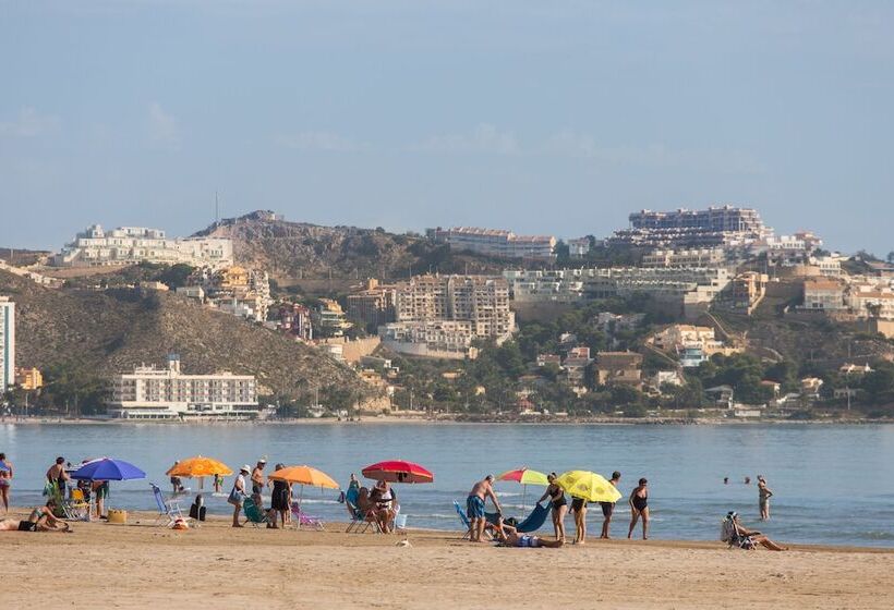 ático Dúplex En Urbanización Familiar