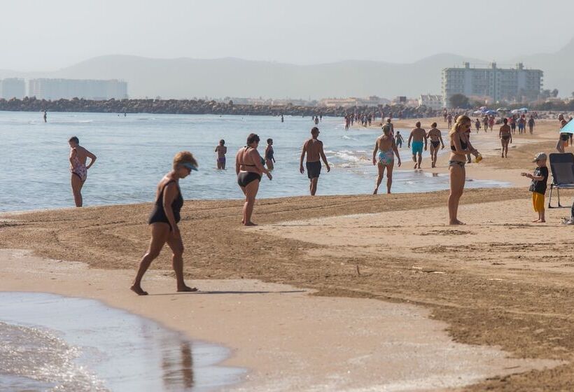 ático Dúplex En Urbanización Familiar